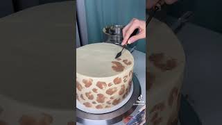 как украсить торт? #shortsvideo #shortvideo #youtube #youtubeshorts #cake #рек #shorts #short #video