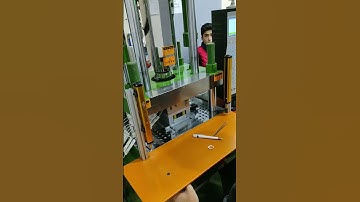 Turkish Customer use the 45 tons injection molding machine