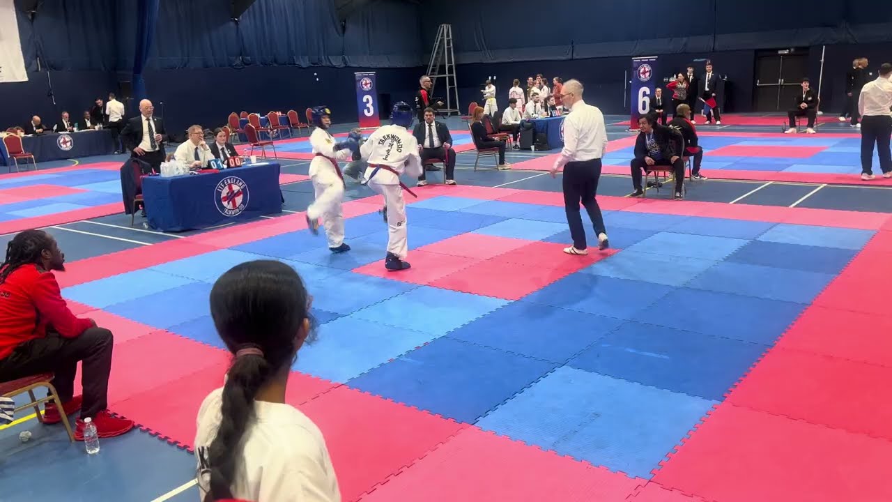 #itf #championship #taekowndo #competition Coventry #Sparring match black tags -she won then a judge