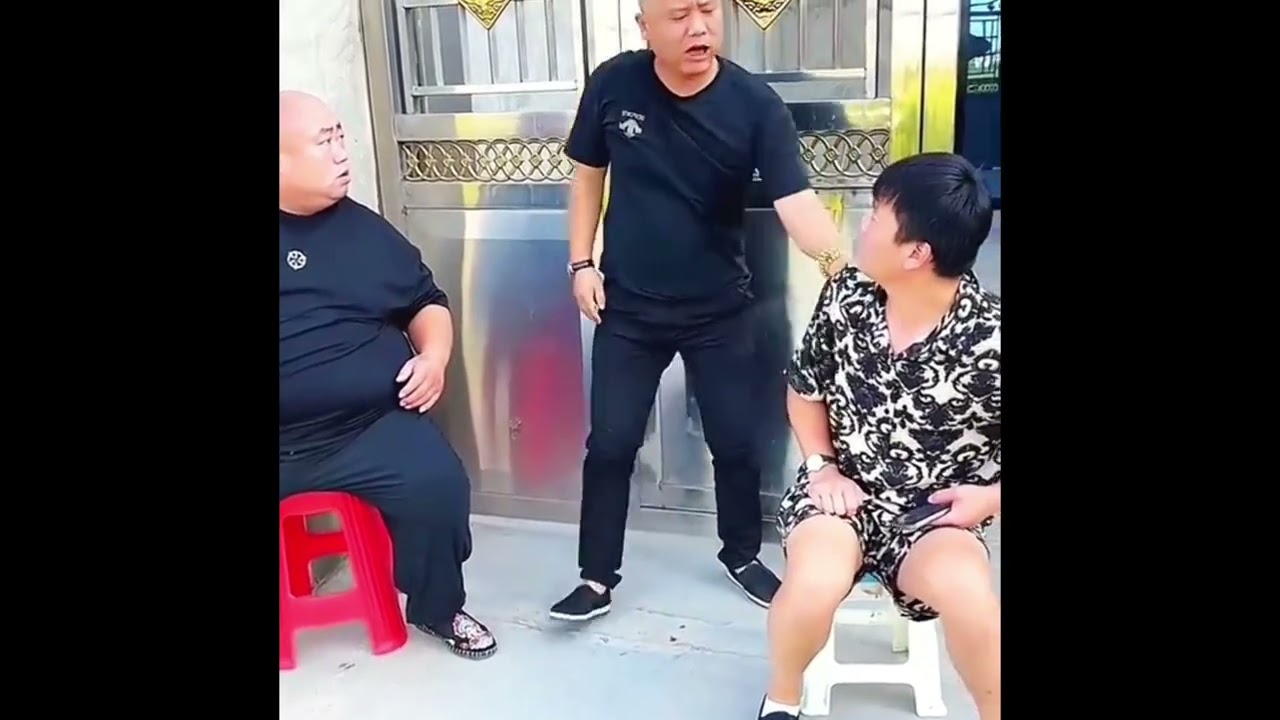 Boht tang kiya ais ko 😂chines funny videos #chinese #funny #viralvideo 