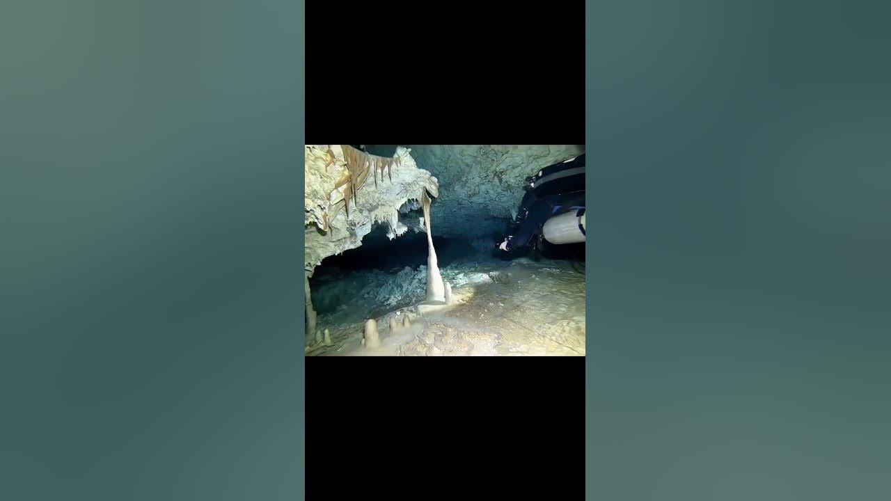 breathe-deep-the-gathering-gloom-cavediving-mexico-cenote