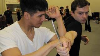 Silat Suffian Bela Diri - Elbow Break Knife Disarm