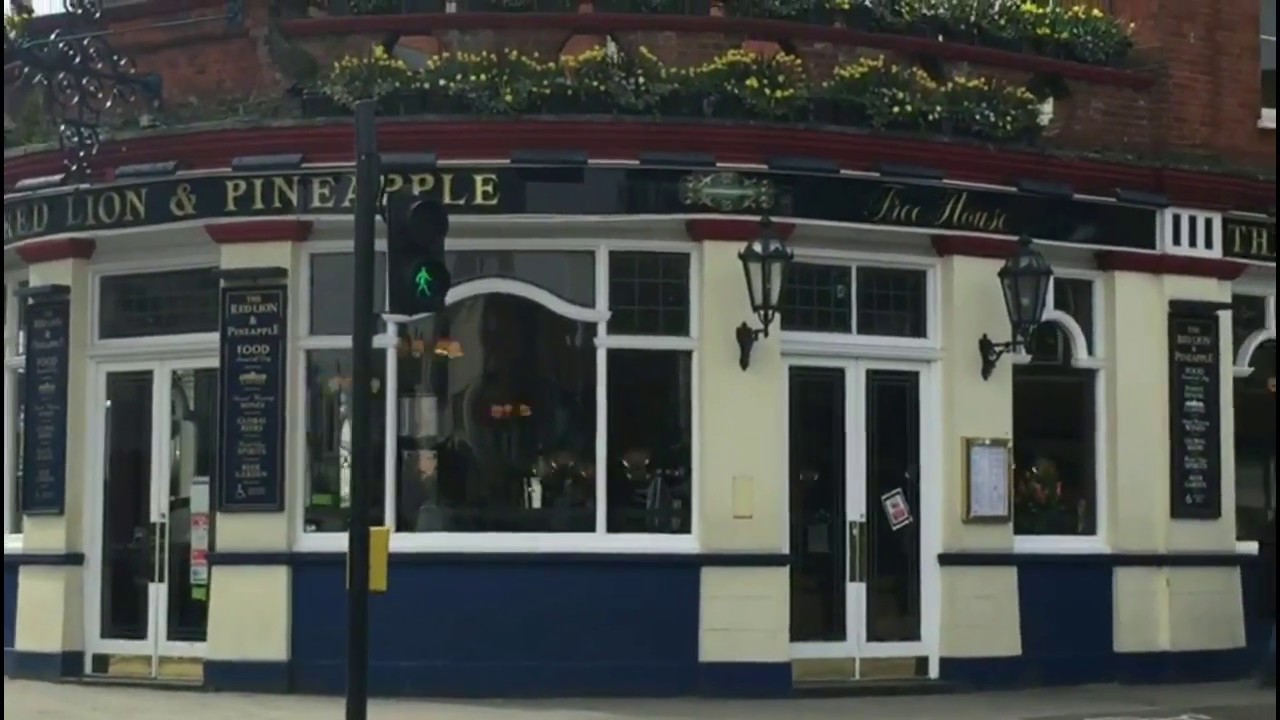 RED LION & PINEAPPLE PUB - WETHERSPOONS CHAIN RED LION