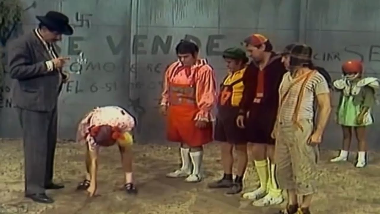 Chaves - O Futebol Americano [1976] HD Part1 - YouTube