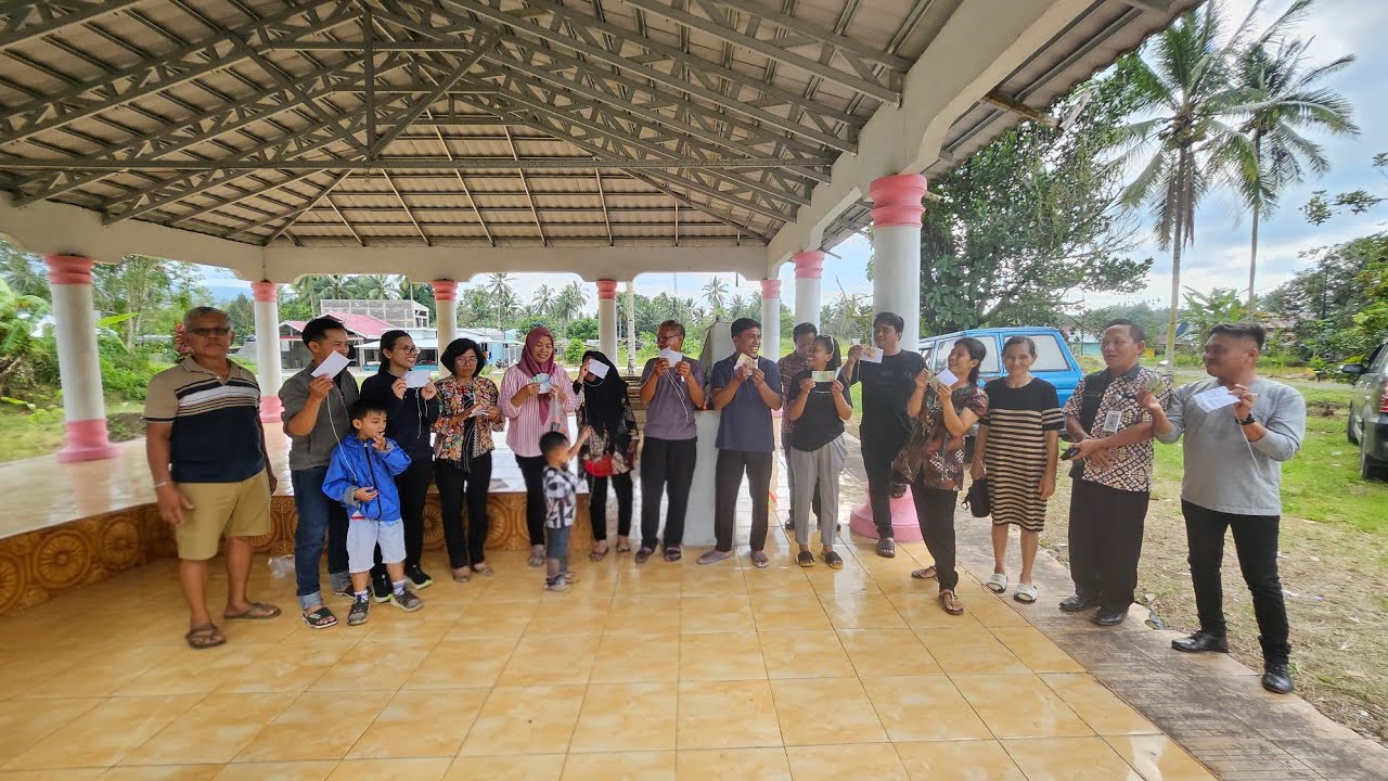 AWAL TAHUN BERSAMA KELUARGA BESAR SMPN 3 BITUNG