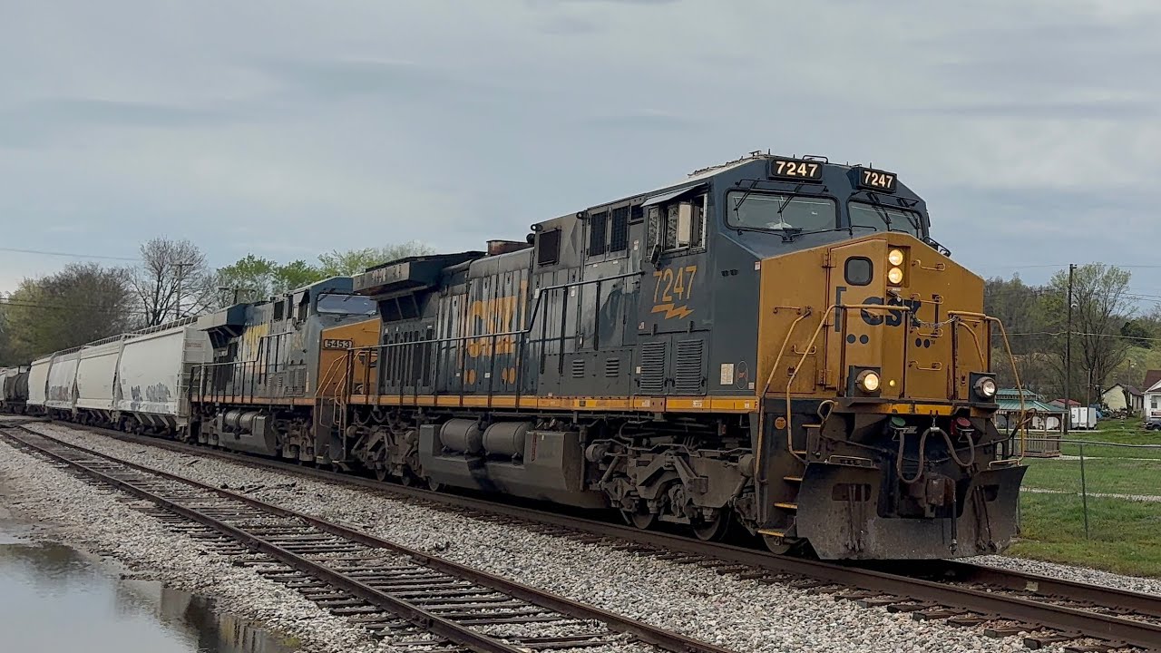 CSX 7247 with a beautiful classic K5H leads X520 at Horse Cave with a ...