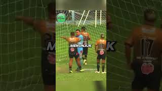 Pemain Ini Dapat Kartu Merah Karena... 😅🤣