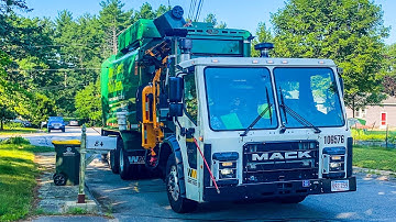 Waste Management 106576 MACK LR Labrie Automizer Side Loader