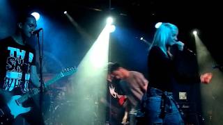 Tonight Alive - Listening live