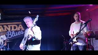 Download Lagu Purple Heads - Smoke On The Water (Deep Purple cover live) MP3