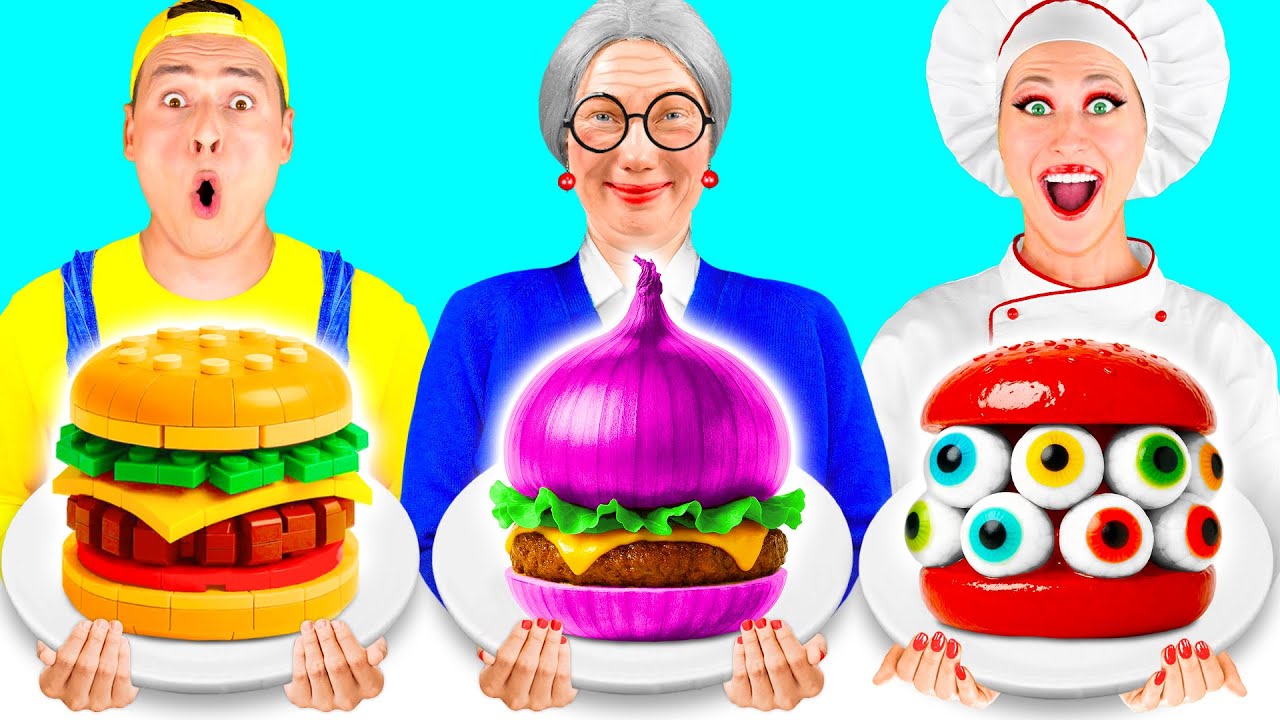 Reto De Cocina Yo vs Abuela | Trucos Creativos Con la Comida de Fun Tun