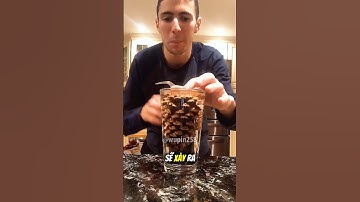 Chuyện Gì Sẽ Xảy Ra Khi Bạn Bỏ Thông Vào Nước Nóng ?