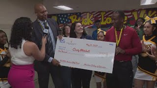 Maryland PE teacher gets a surprise for Teacher Appreciation Week