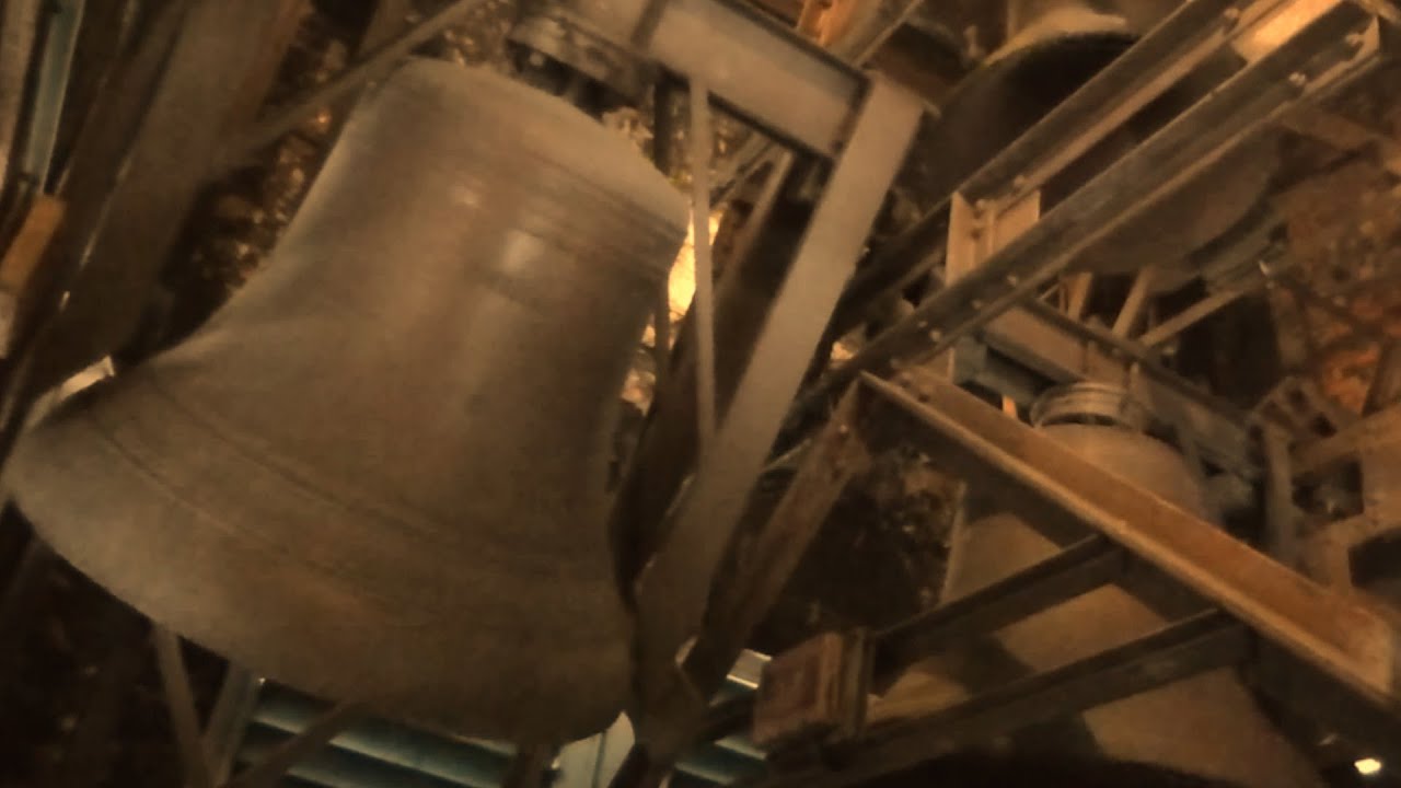 Bytom (Bobrek) - Dzwony kościoła pw. Świętej Rodziny