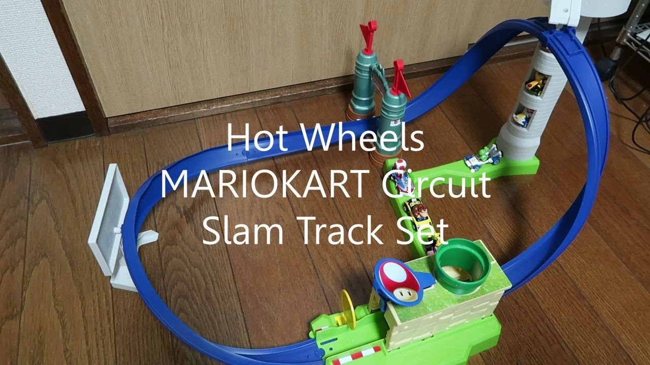 Hot Wheels MARIOKART Circuit Slam Track Set Playing 