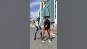 La Tendance TikTok 2025 Du Moment Continue Dance La Serpentine Avec Lascora Et Karen 