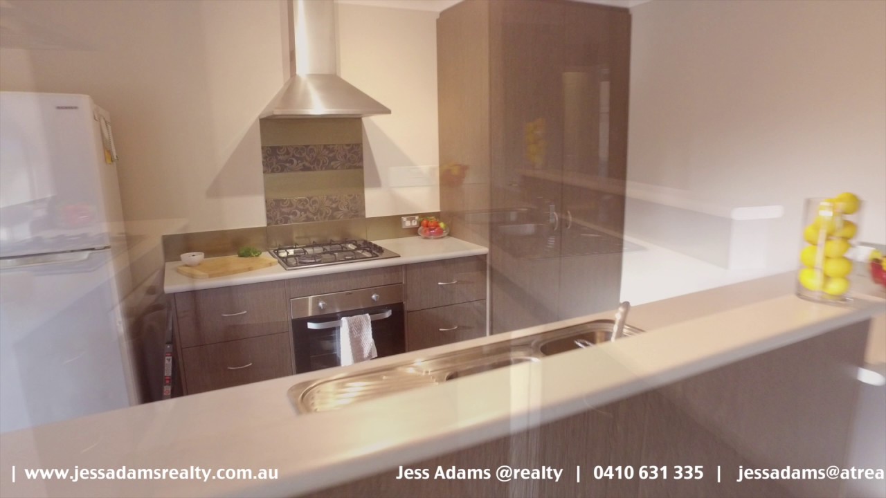 AtRealty Albany McWhaeDv D1