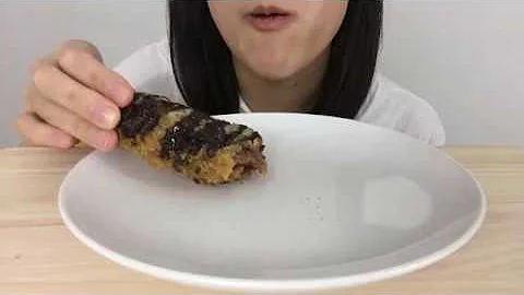 ASMR Deep-Fried Mars Chocolate Bar l Crunchy Eating Sounds l No Talking l MON-ASMR
