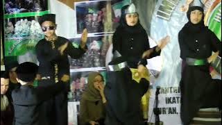 Kolaborasi Musik dan Tari Santri Az-Zamzam