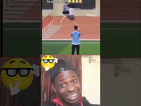 Funny moment😂 #comedyvideos #trylaughchallenge #funny #funnyshorts #shorts #dontlaught #indianlaughs