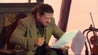 Голлум Энди Серкис читает отрывок из ВК Andy Serkis reads The Hobbit as Gollum on stage