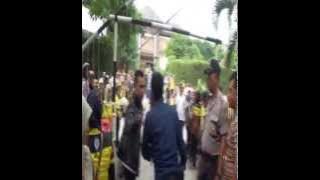 SUPERMARKET MACAN YOHAN BANGKRUT KARYAWAN TERLANTAR