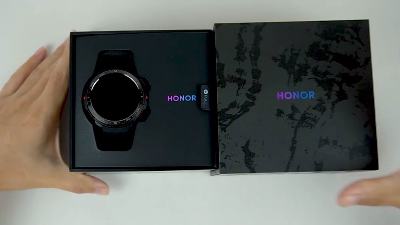 Хонор gs pro купить. Хонор watch GS Pro. Honor watch GS Pro, угольный черный. Honor watch GS Pro упаковка. Honor GS Pro коробка.