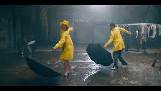 Step Into The Movies with Derek and Julianne Hough ~ Singing In The Rain Resimi