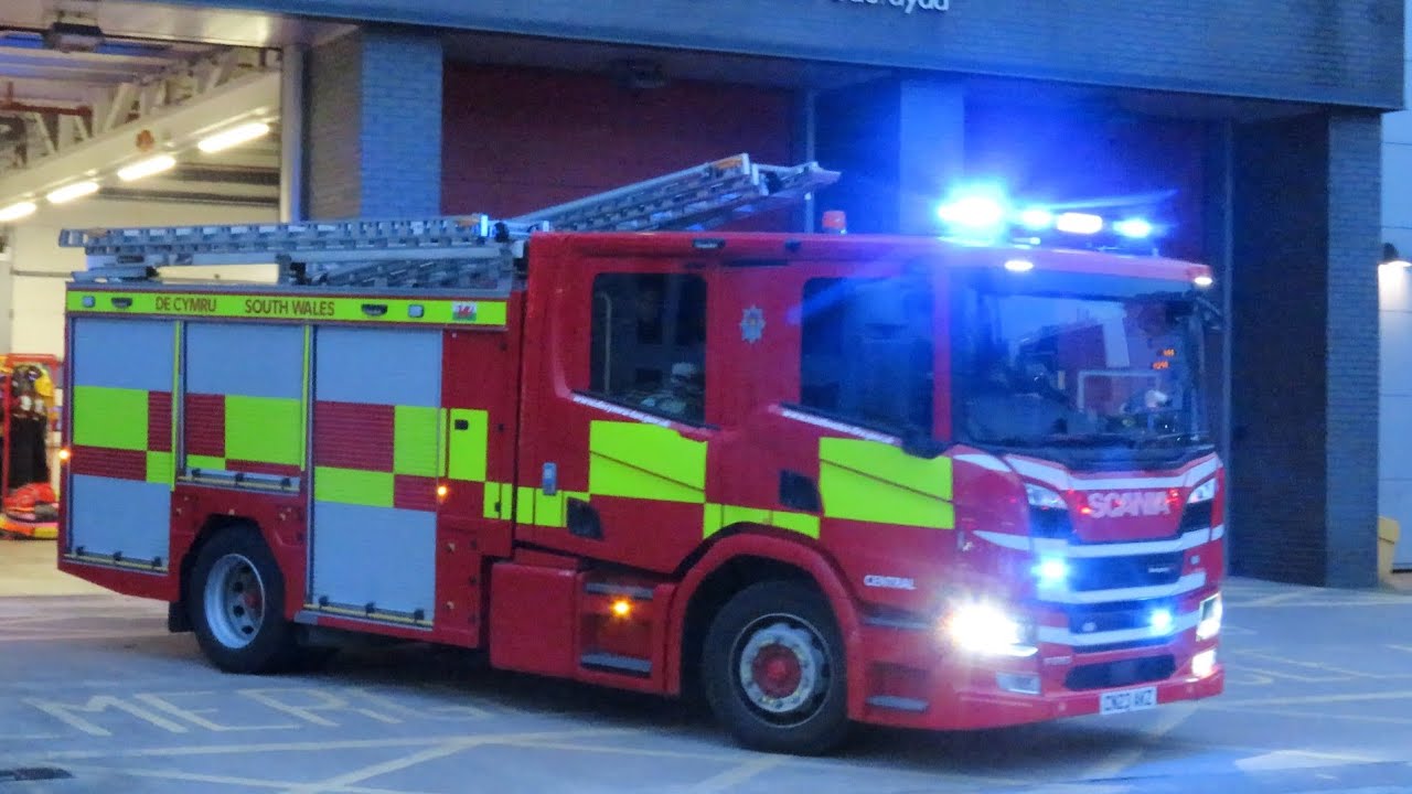 **TWO TONES** WS51P1 Turning Out Of Cardiff Central Fire Station