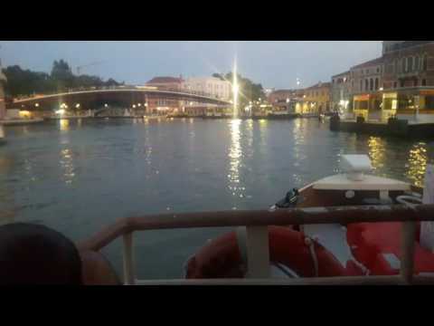 Video: Taksi Venetsiyada