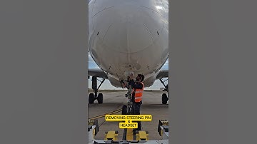 Pushback process.. [ Check the full 4k video(6min)👆🏻] @MEA1945 #pushback #aviation