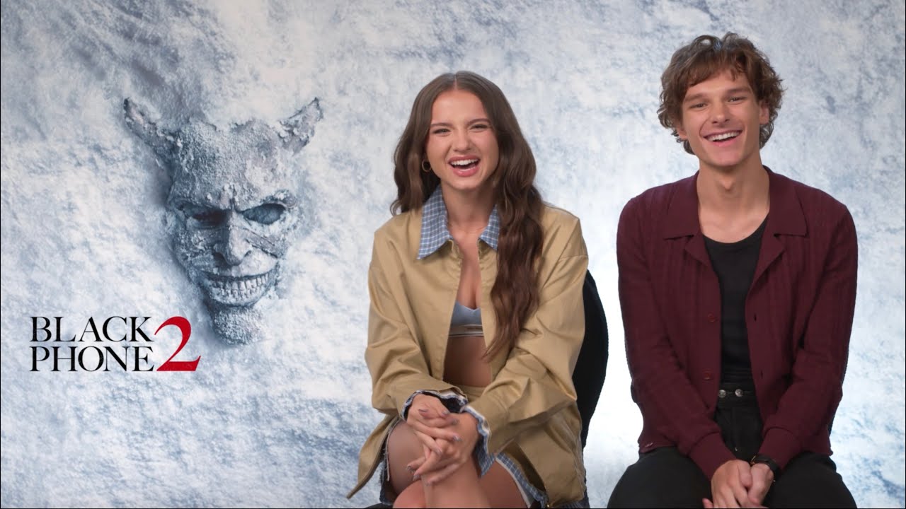 Мейсон Темз и Мадлен Макгроу примерили маску GRABBER Итана Хоука на съемках «ЧЕРНОГО ТЕЛЕФОНА 2»!