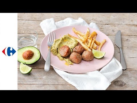 boulettes-de-viande,-houmous-à-l'avocat-et-frites-de-panais