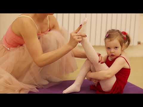 Балетный урок малыши
