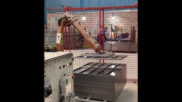 shelf rack pallet roll forming machine | Solid Steel Rack Decking line