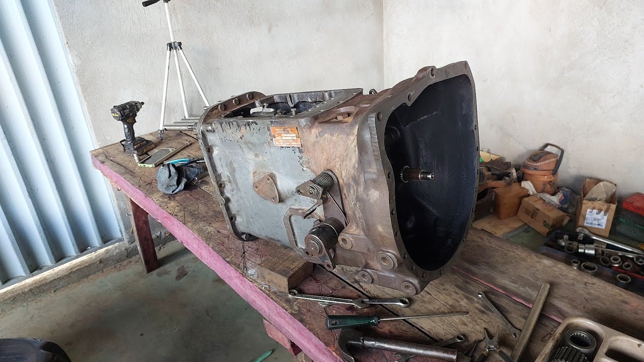 Montagem da caixa de câmbio trator massy Ferguson 4274