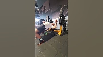 Week 3 : 3:1:0 bench 4x90kg RPE 7 set 4/4