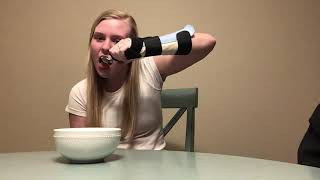 Dorsal wrist orthosis with universal cuff