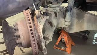 Ford F450 | Ball Joint Replacement