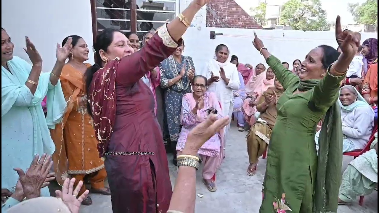 🥰🥰ਬੋਲੀਆਂ ਵਾਲਾ ਸਿਰਾ ਕੀਤਾ ਪਿਆ 🥰🥰 