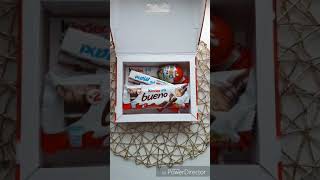 Kinder surprise Открываем новогодний подарок от Киндер сюрприза под новогоднюю мелодию