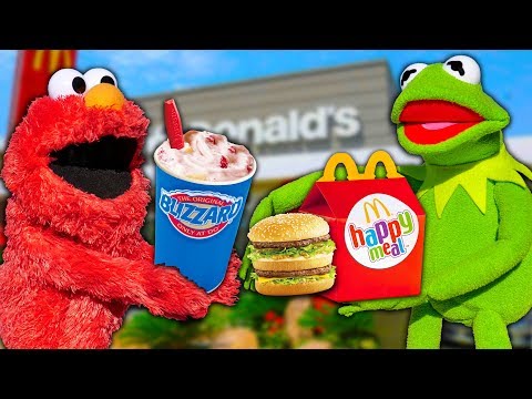 kermit-the-frog-and-elmo's-drive-thru-shenanigans!-(mcdonalds-&-dairy-queen)