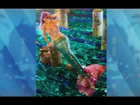 Katy Perry Sexy Mermaid Photos!