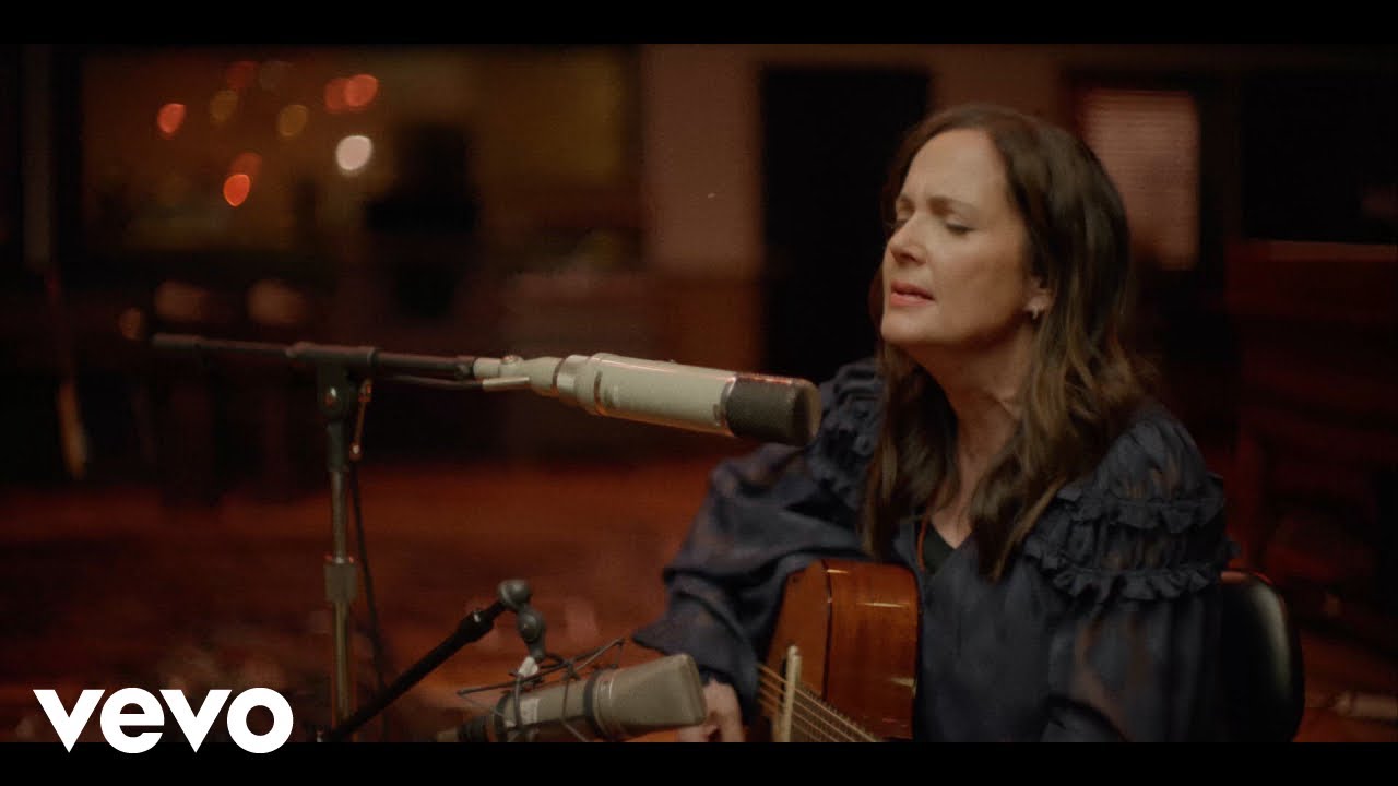 Lori McKenna   Happy Children Live from RCA Studio A ft Dave Cobb