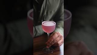 The Bee’s Knees- Gin, Honey, and Citrus Delight #gin #cocktail #drink #recipe