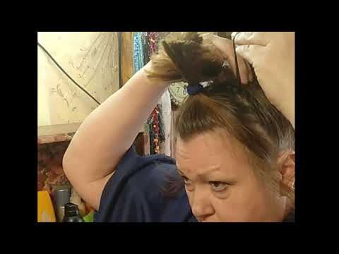 Видео: Антикризисная стрижка  Как самостоятельно себя подстричь.Простая прическа.