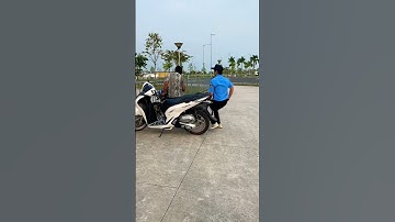 Security bắt tên trộm xe ngon ơ#canhsatcodong #taekwondo #taekwondo #vothuat #kungfu