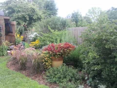 Paul & Linda's Garden.wmv