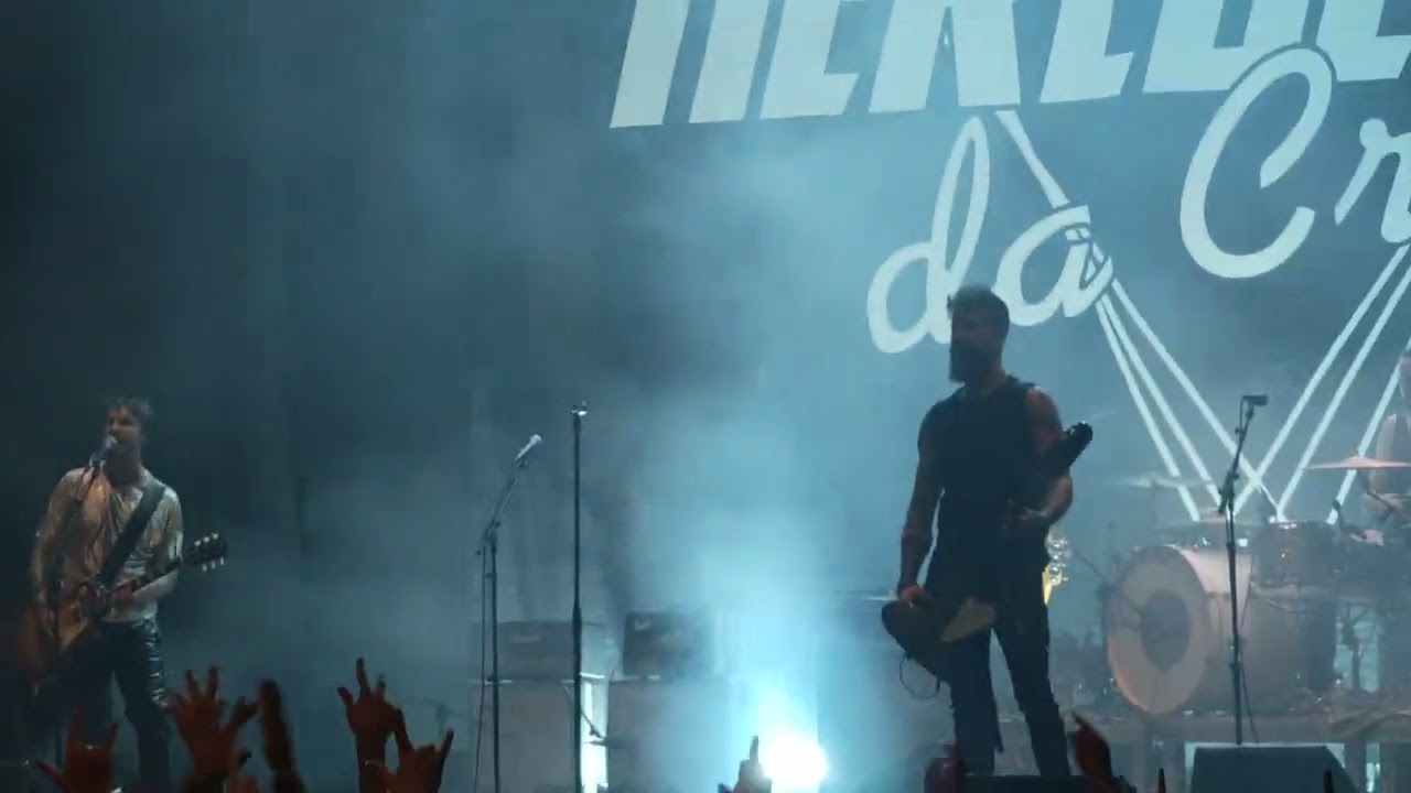 Galicia es ¡Fiestas! Santa Cruz  con Heredeiros da Crus (o Papito)