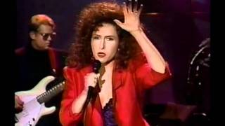 Melissa Manchester Walk On By chords